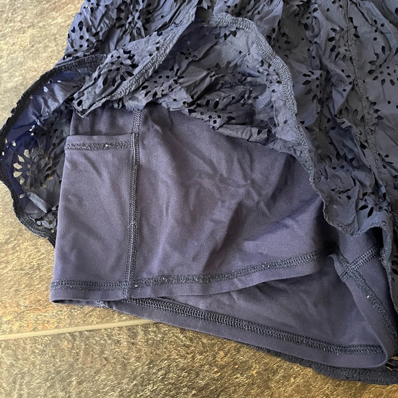 Aerie blue flower eyelet nylon running shorts. Size large - Picture 10 of 14